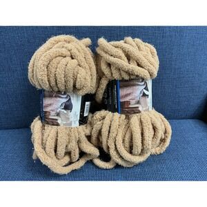 Mainstays Sparkle Chenille Yarn Beige Shimmer Jumbo Weight 2 Skeins 31.7yd ea